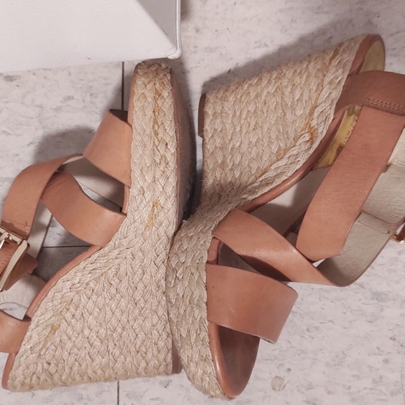 Michael by Michael Kors wedges - Picture 4 of 4